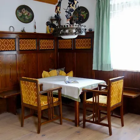 Haus Moser *
